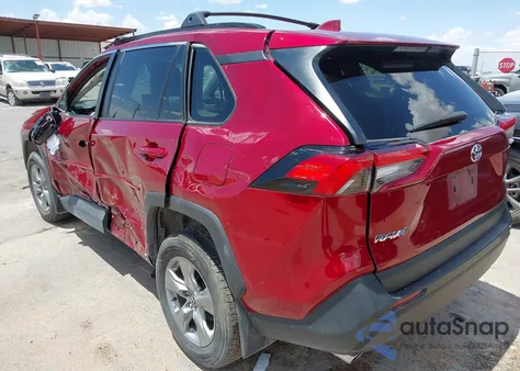 2024 Toyota Rav4 Xle z USA, uszkodzony, nr VIN 2T3W1RFV3RW331050